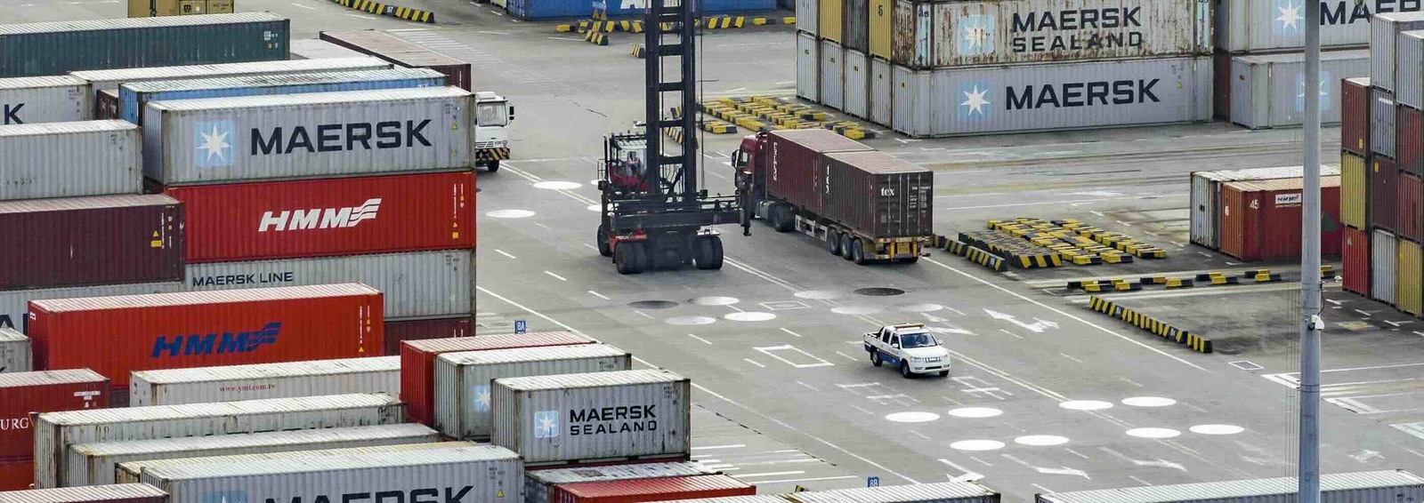 来自中国的优质女士晚礼服正在热销中